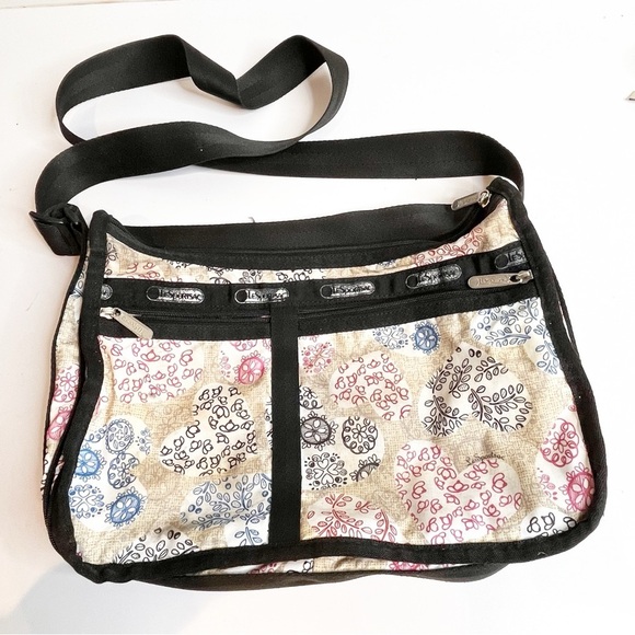 LeSportsSac | Vintage Deluxe Crossbody Shoulder Satchel Hearts Flowers + Pouch - Picture 1 of 10